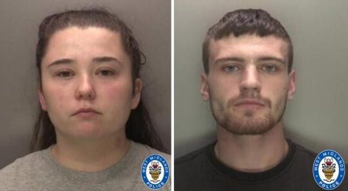 İngiltere'de kızını döverek öldüren kadın ve sevgilisi tutuklandı