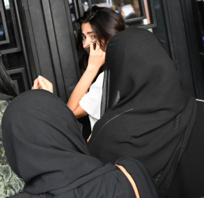 Sıfır makyaj Nesrin! Nesrin Cavadzade görüntülenmemek için elinden geleni yaptı..