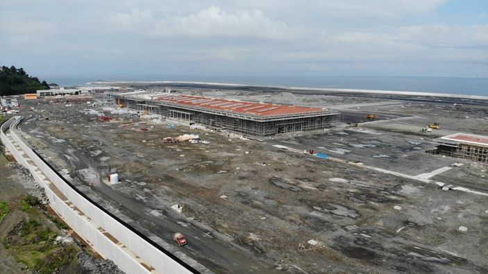 Rize-Artvin Havalimanı inşaatı sürüyor