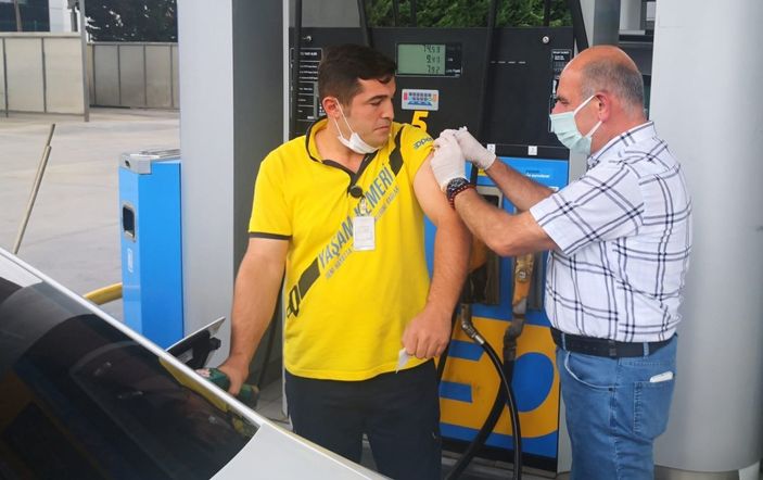 i Aşı ekipleri çalışmalarını sürdürüyor