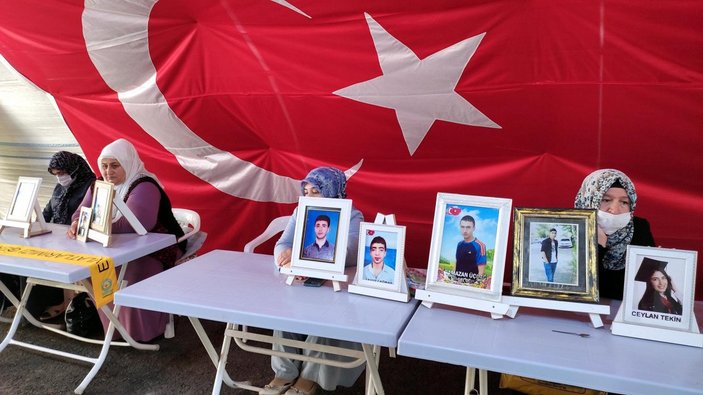 Evlat nöbetindeki baba oğluna seslendi: Türk askerine teslim ol