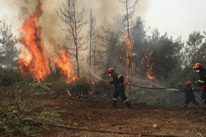Kiryakos Miçotakis: Yangın riski devam ediyor