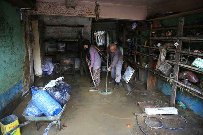 a Bartın’da selzede, eşi ile helalleştiği anları gözyaşları içinde anlattı