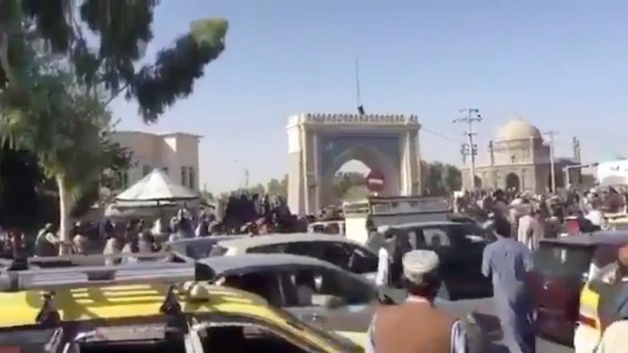 Afganistan İçişleri Bakanlığı: Taliban başkent Kabil'e girdi