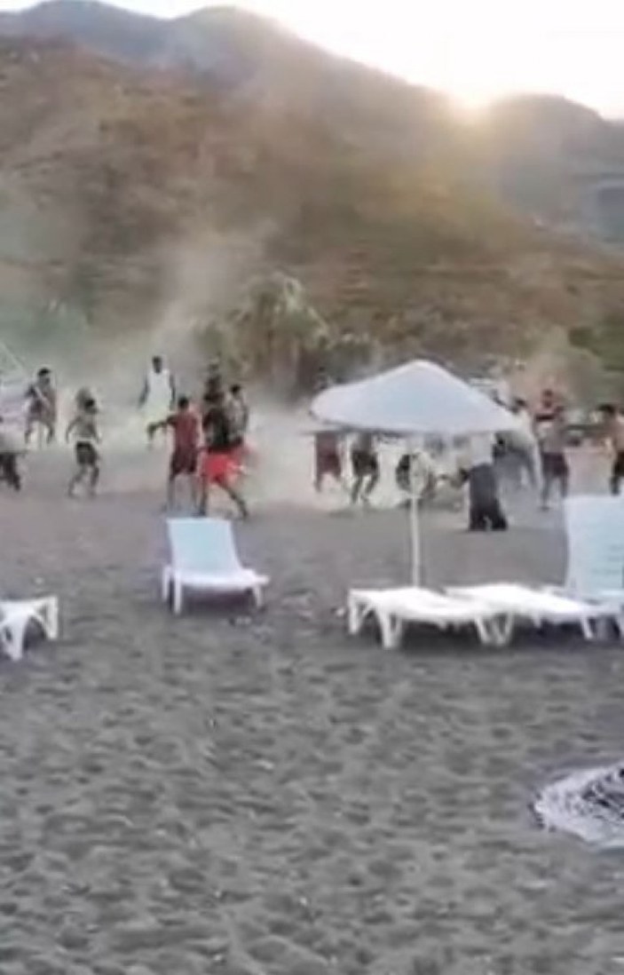 Antalya Kumluca sahilinde kavga
