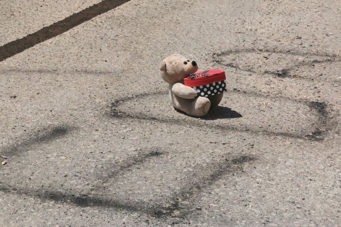 Antalya'da sevgilisinin komşusunu silahla yaraladı