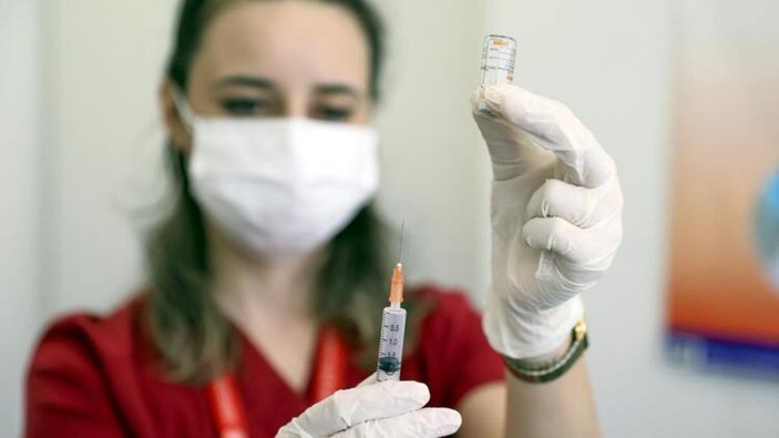 Sağlık Bakanlığı duyurdu! İşte aşı ile ilgili alınan yeni kararlar..