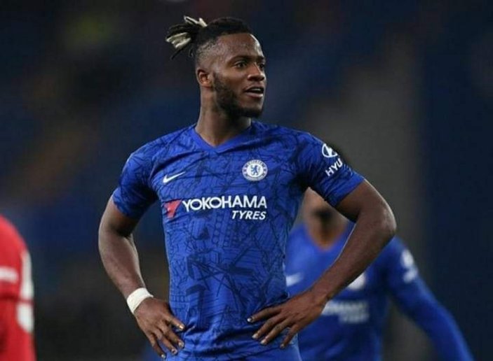 Michy Batshuayi bu gece İstanbul’a geliyor