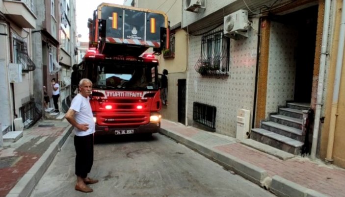 İstanbul'da evde fenalaşan kadını itfaiye ekipleri kurtardı