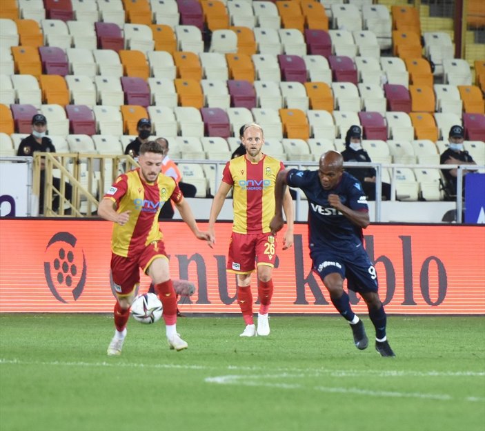 Trabzonspor, deplasmanda Yeni Malatyaspor'u 5 golle geçti
