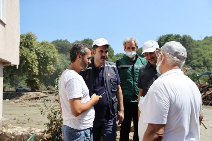 Murat Kurum, Kastamonu'da selden etkilenen bölgeleri inceledi