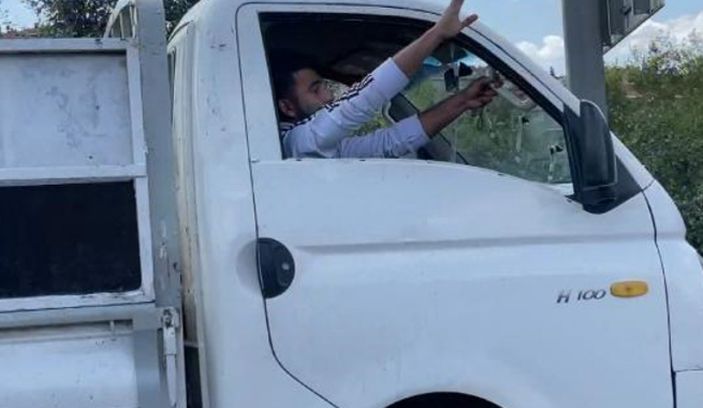 FSM'de makas atan sürücünün polisten kaçma anı