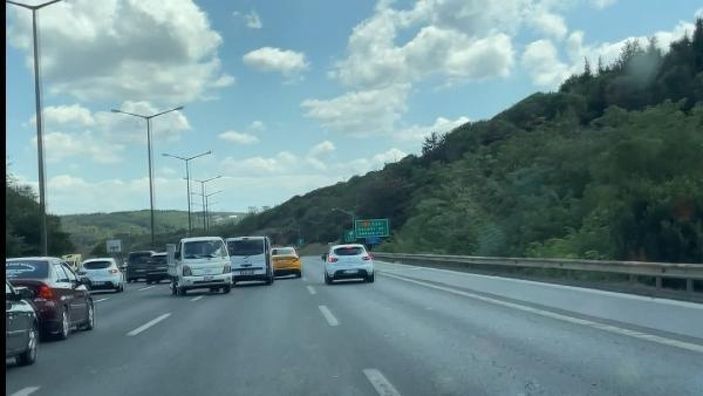 FSM'de makas atan sürücünün polisten kaçma anı