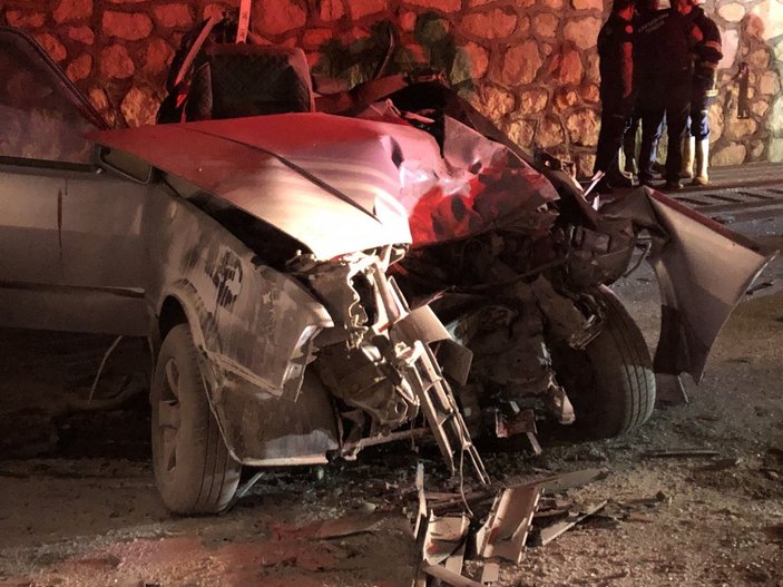 Kastamonu’da yardım için duran tıra otomobil çarptı: 2 ölü, 3 yaralı