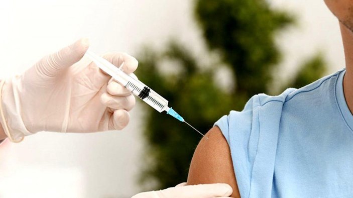 15 yaş üstü aşı olabilir mi, randevular açıldı mı? Sağlık Bakanı Koca'dan flaş açıklama!