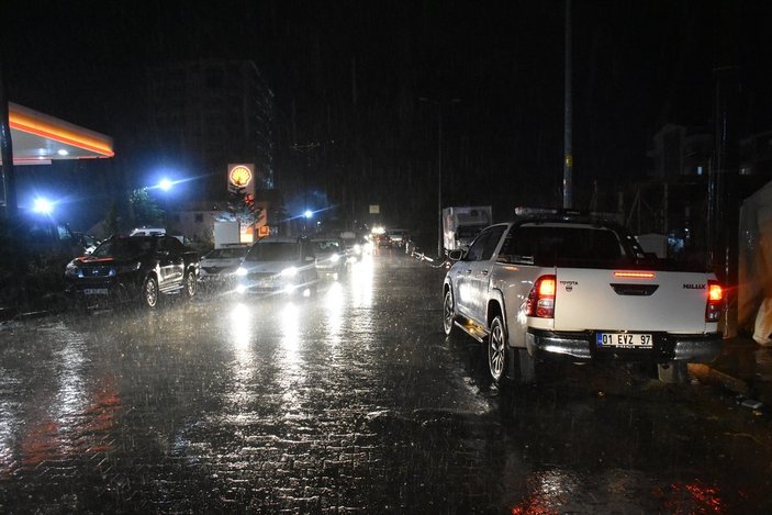 Meteoloroloji'den sel bölgesi Sinop'a sağanak yağış uyarısı