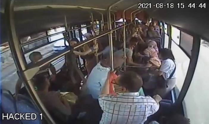 Bingöl'de otobüs şoförü fenalaşan çocuğu hastaneye yetiştirdi