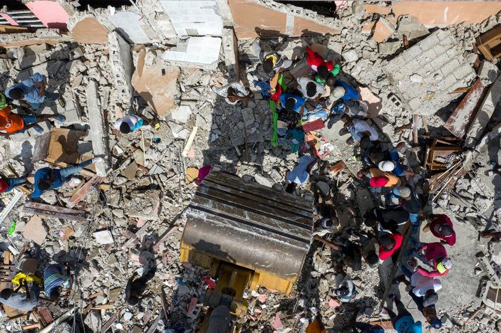 Haiti depreminde ölenlerin sayısı 2 bin 189'a yükseldi