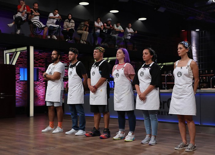 MasterChef ana kadroya kim girdi? 18 Ağustos 2021 MasterChef'te on dördüncü önlüğü kazanan isim..