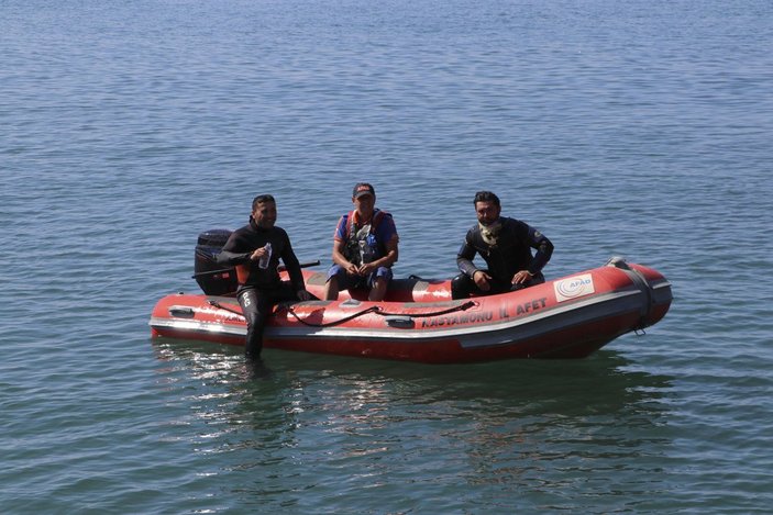 Selde kaybolanlar Karadeniz'de aranıyor