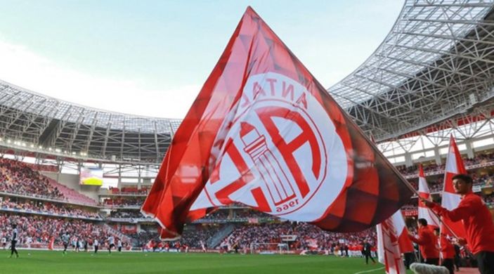 Sarı-lacivertliler galibiyet peşinde! Fenerbahçe - Antalyaspor maçı ne zaman, saat kaçta, hangi kanalda?