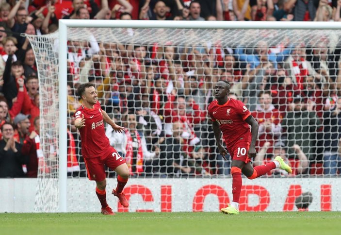 Liverpool, Burnley'i 2 golle geçti
