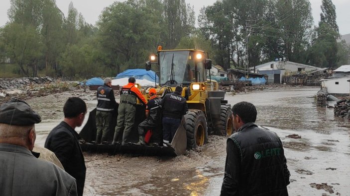 Kars'ın köylerinde sel etkili oldu