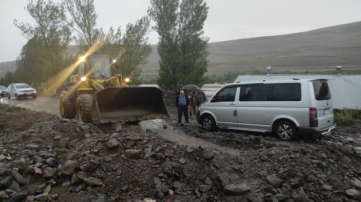 Kars'ın köylerinde sel etkili oldu