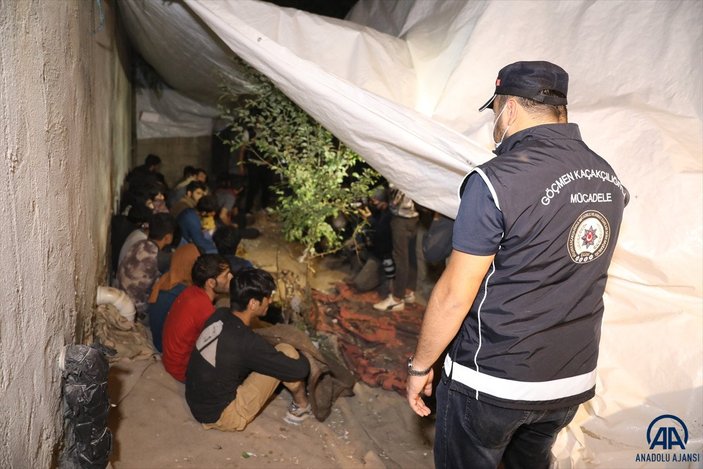 Van'da 25 düzensiz göçmen yakalandı
