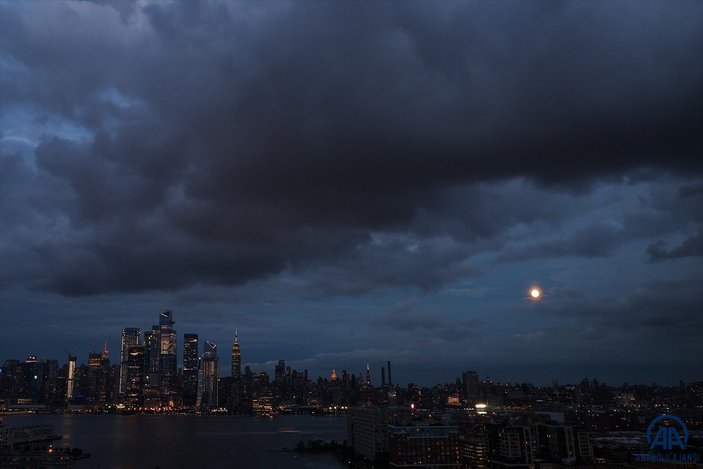 New York’ta Henri Kasırgası alarmı: OHAL ilan edildi