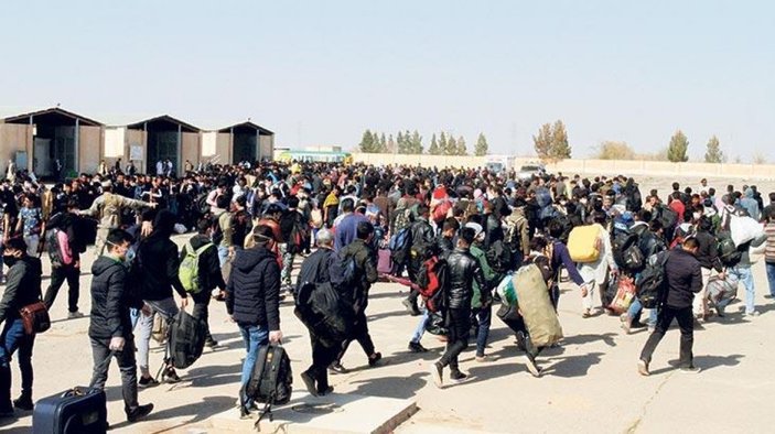 İngiltere'den Afgan mülteciler için Türkiye'ye merkez kurma planı