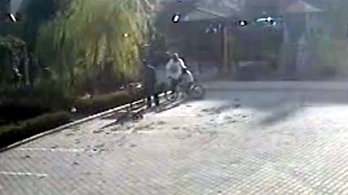 Kahramanmaraş’ta salçaya taş attılar diye çocukları dövdü