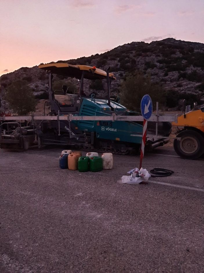 i Antalya'da mazot hırsızlığına suçüstü: 2 gözaltı