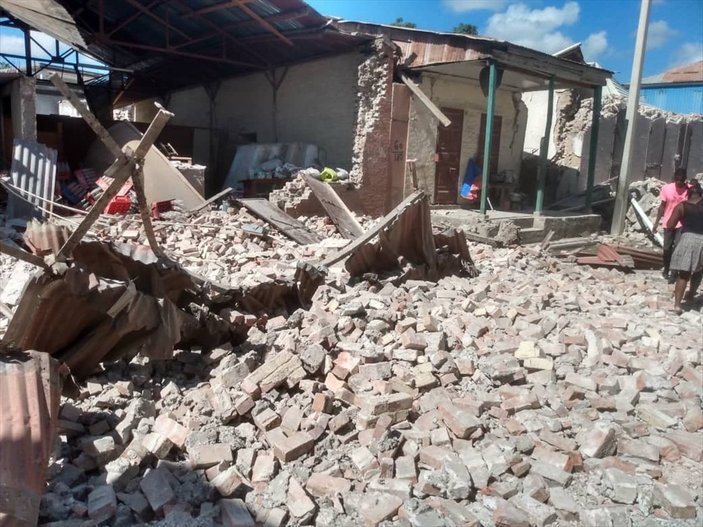 Haiti'deki depremde ölenlerin sayısı 2 bin 207'ye yükseldi