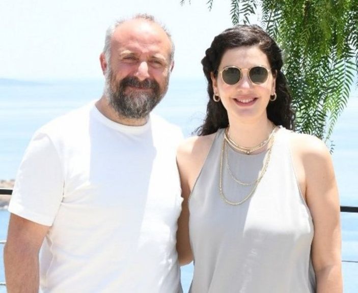 Bergüzar Korel'den 'aşı' açıklaması: Çok yoruldum, lütfen..