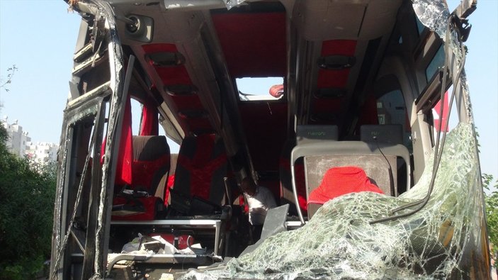 Mersin’de otobüs kazası: Şarampole uçtu