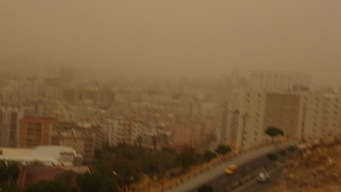 Mardin'de toz fırtınası
