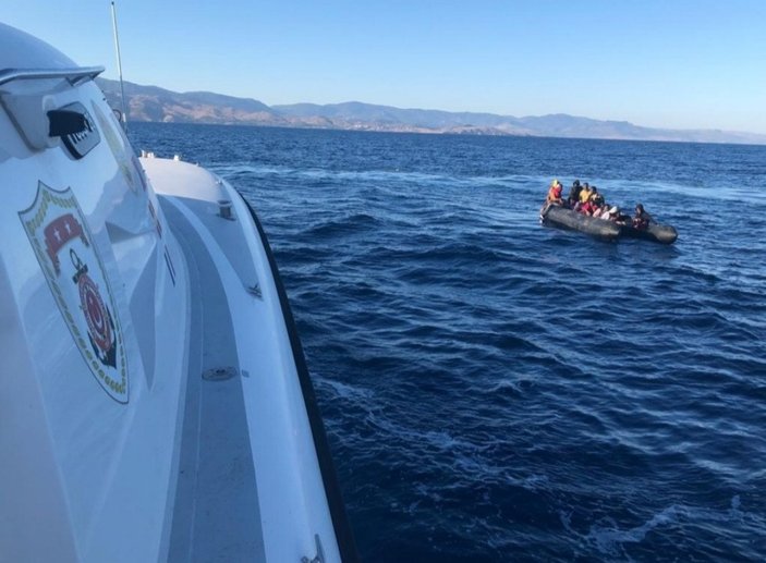 Ayvacık’ta Yunanistan'ın ölüme terk ettiği 52 kaçak göçmen kurtarıldı