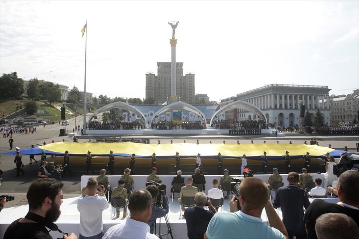 Ukrayna, bağımsızlığının 30'uncu yılını kutladı