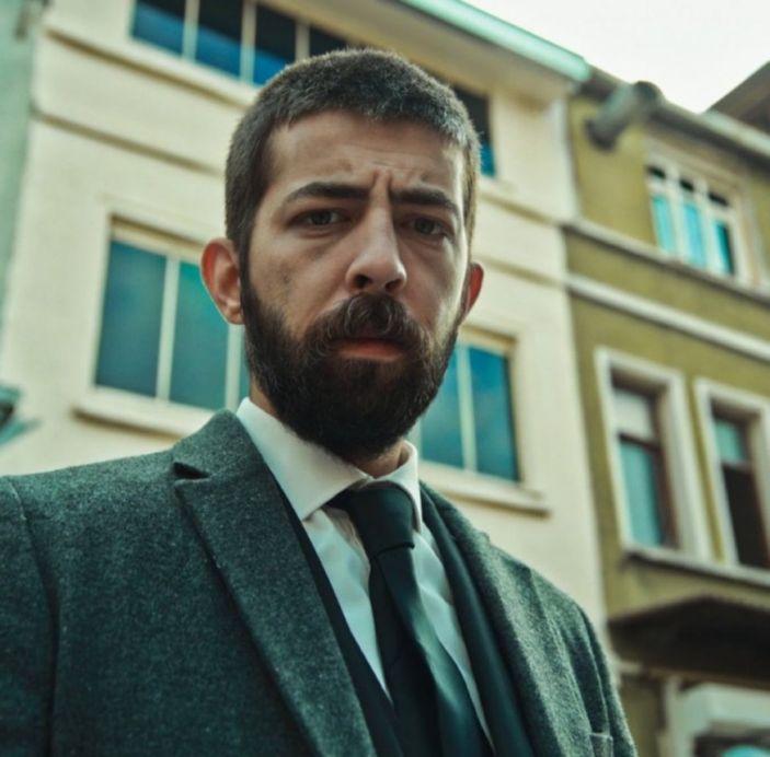 Üç Kuruş ailesi büyüyor! Çukur'un Meke'si Aytaç Uşun kadroya dahil oldu