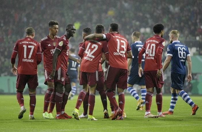 Bayern Münih, Almanya Kupası'nda Bremer SV'ye bir düzine gol attı