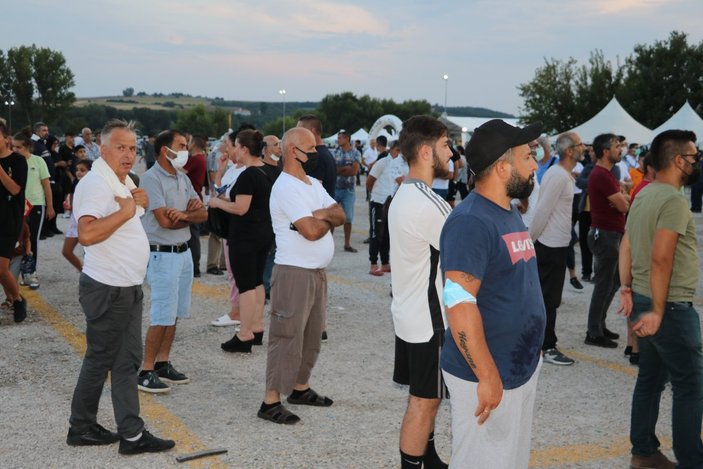 Gurbetçilere Kapıkule'de maç keyfi