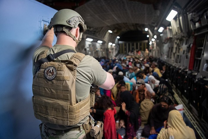 ABD, Afganistan'dan toplam 105 bin kişiyi tahliye etti