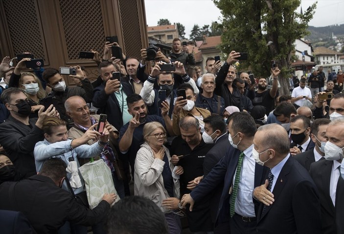 Cumhurbaşkanı Erdoğan’a Bosna Hersek'te sevgi seli