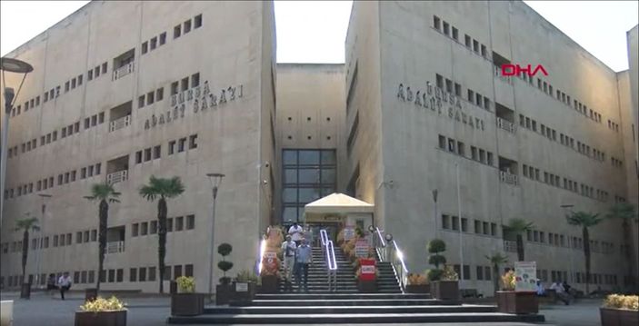 Bursa’da mahkumlara uyuşturucu satan avukat yakalandı