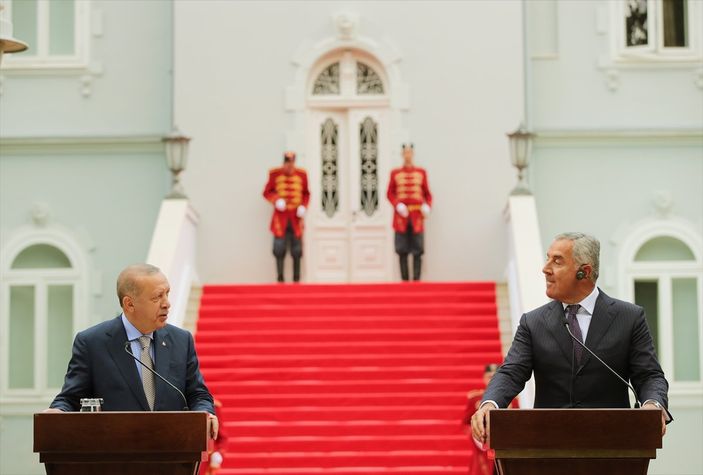 a Cumhurbaşkanı Erdoğan'ın Karadağ'daki basın toplantısı konuşması