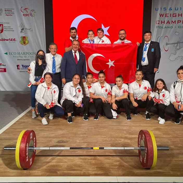 Yıldızlar ve 15 Yaş Altı Avrupa Halter Şampiyonası'nda Türkiye birinci oldu