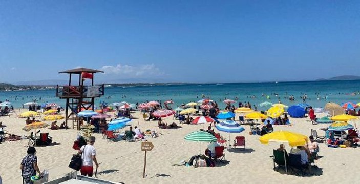 Çeşme'de tatilci yoğunluğu azaldı