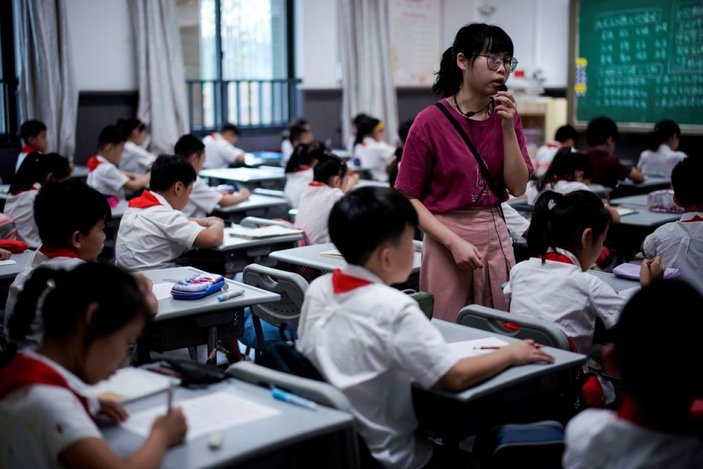 Çin'de, 6 ve 7 yaşındaki öğrenciler için yazılı sınav kaldırıldı