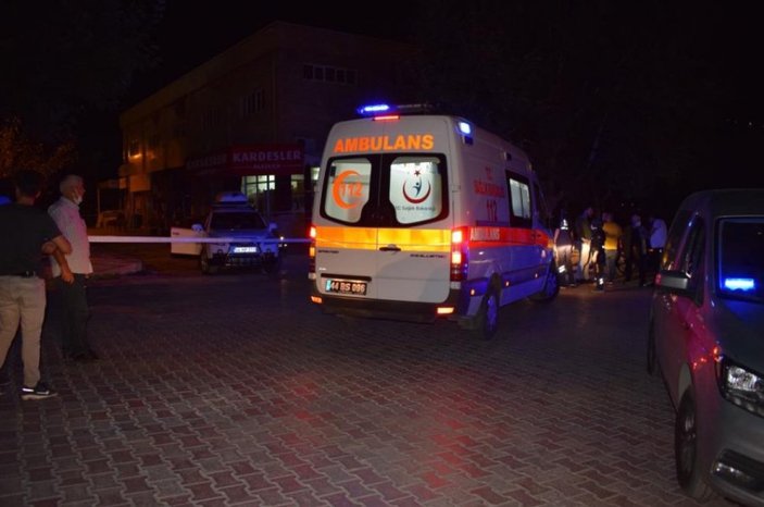 Malatya'da kız meselesi yüzünden çıkan kavgada 3 kişi yaralandı